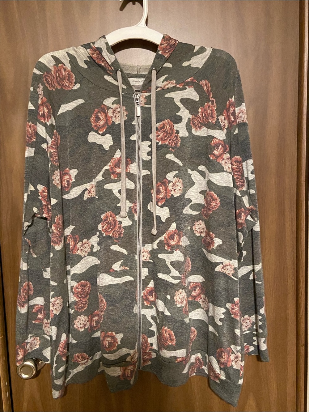 Avenue Gray Floral Camo Zip-Up Hoodie